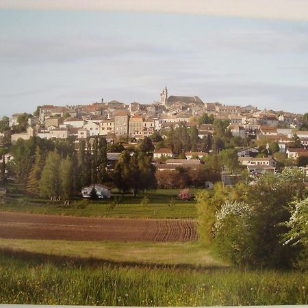 Petit Gite Des Augustins Monflanquin Bagian luar foto