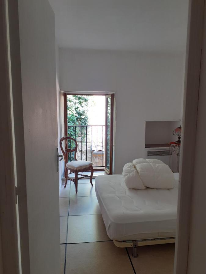 Petit Gite Des Augustins Monflanquin Bagian luar foto