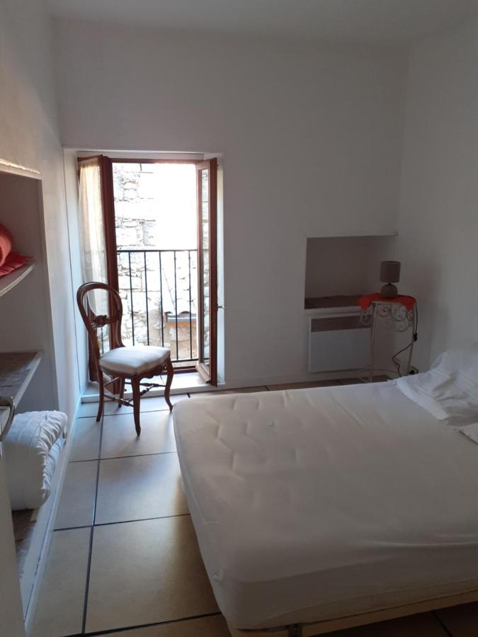 Petit Gite Des Augustins Monflanquin Bagian luar foto