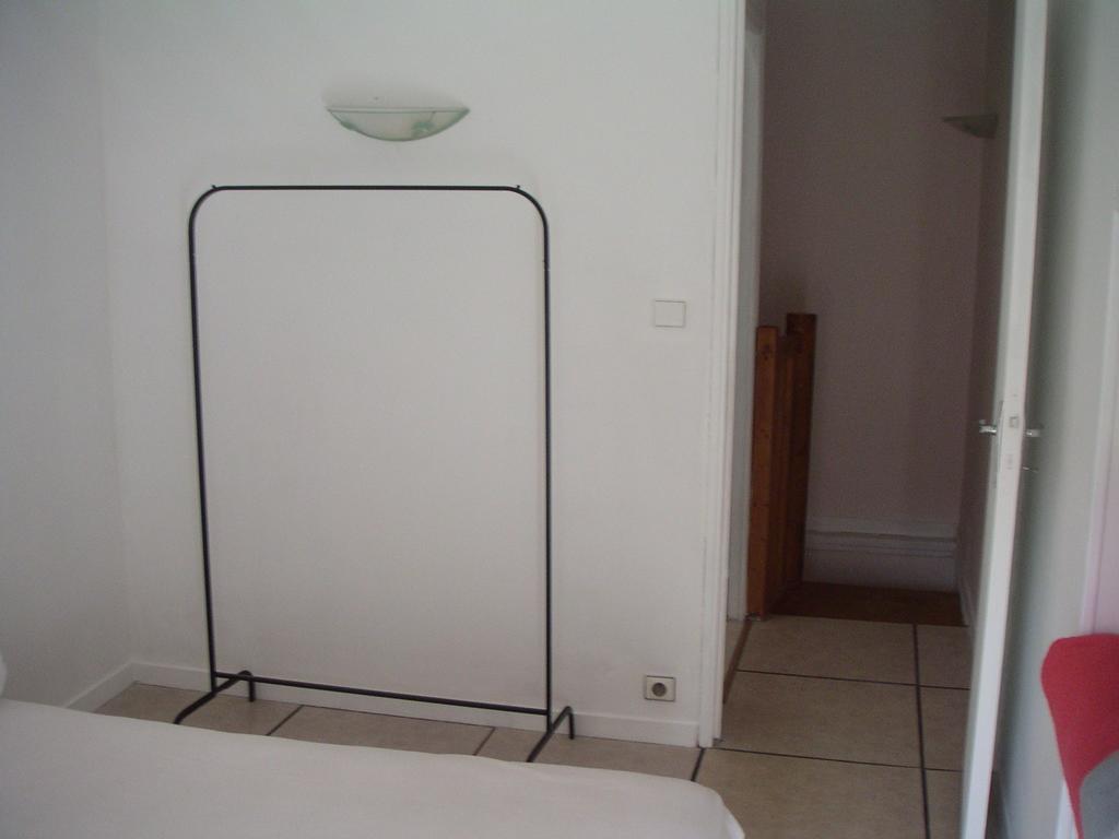 Petit Gite Des Augustins Monflanquin Bagian luar foto